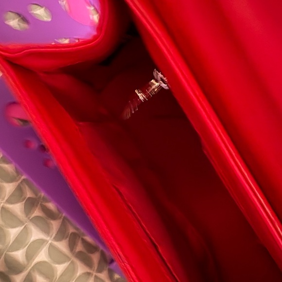 Badgley Mischka Red Quilted Crossbody Bag - Picture 8 of 8